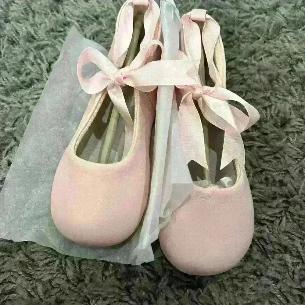 Designer’s Touch Sabrina Ballet Leather Flats (Size 12 girls)
